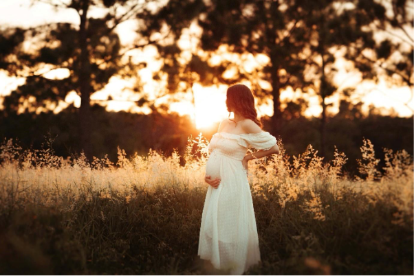 Sumeyra Kose Photography | Let's freeze the moment | Capturing the Glow: Essential Tips for a Memorable Maternity Photoshoot in Melbourne 
